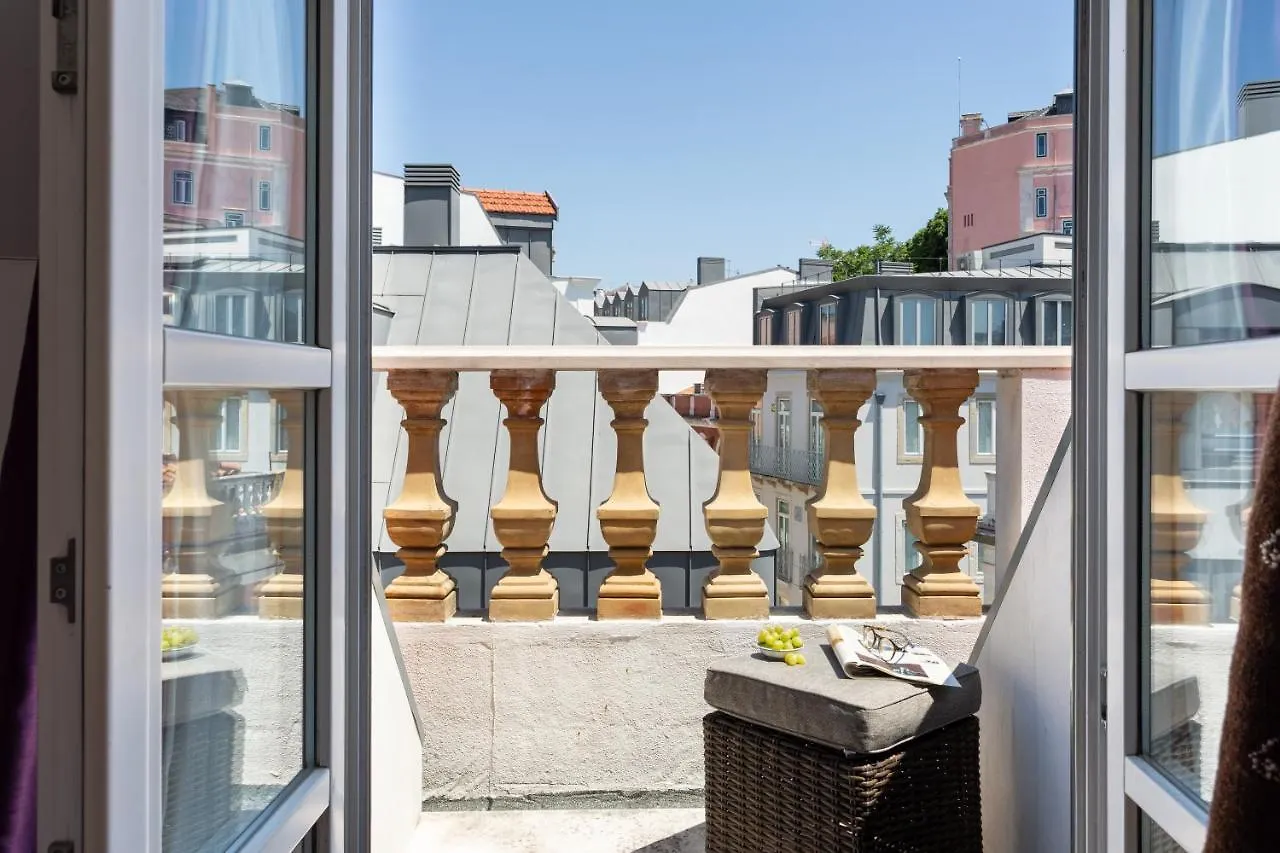 Principe Real, Hidden Terrace, Lisbon Views By Courtesy Morning Apartment