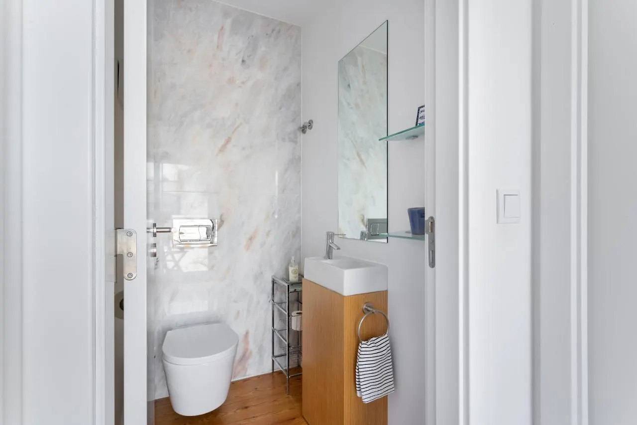 Principe Real, Hidden Terrace, Lisbon Views By Courtesy Morning Apartment Portugal